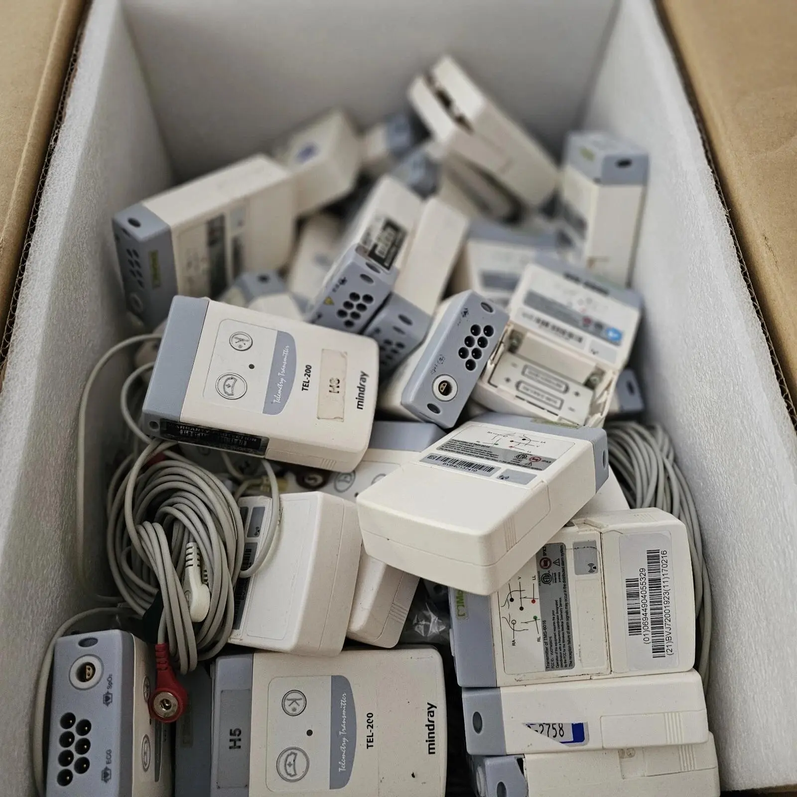 Used Mindray Mindray TEL-200 Telemetry Transmitter (ECG & SpO2 for TMS-60) Patient Monitors Texas US | PT Medical Technologies #1520130