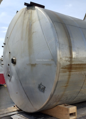 10,000 GALLON STAINLESS STEEL VERTICAL SINGLE SHELL STORAGE TANK