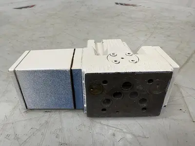 USED MOOG D661-5009