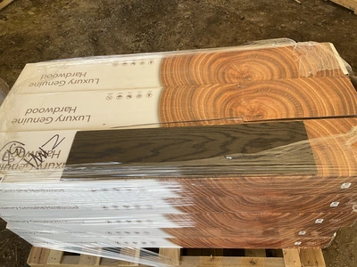 Used LUXURY GENUINE HARDWOOD ARTESIA LANE Flooring, Windows, and Doors Michigan US | Miedema Asset Management Group #1338711
