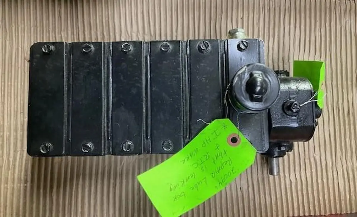 Rebuilt Premier Lubricator Box PN 736602
