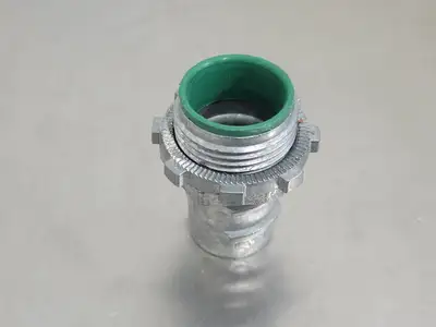 1 in. Screw-In Flex Conduit Connector (Box of 21 pcs)