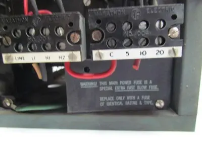 West Instruments PSCR-15-240 S-C-R Stepless Voltage Regulator 1 PH 240 V