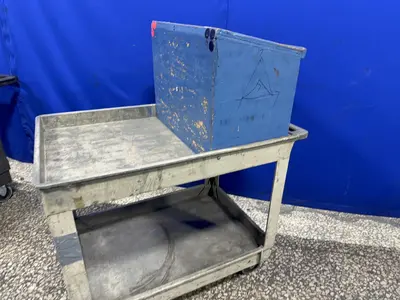 Used RUBBERMAID _UNKNOWN_ Miscellaneous MRO Ohio US | HGR 24 #1244677