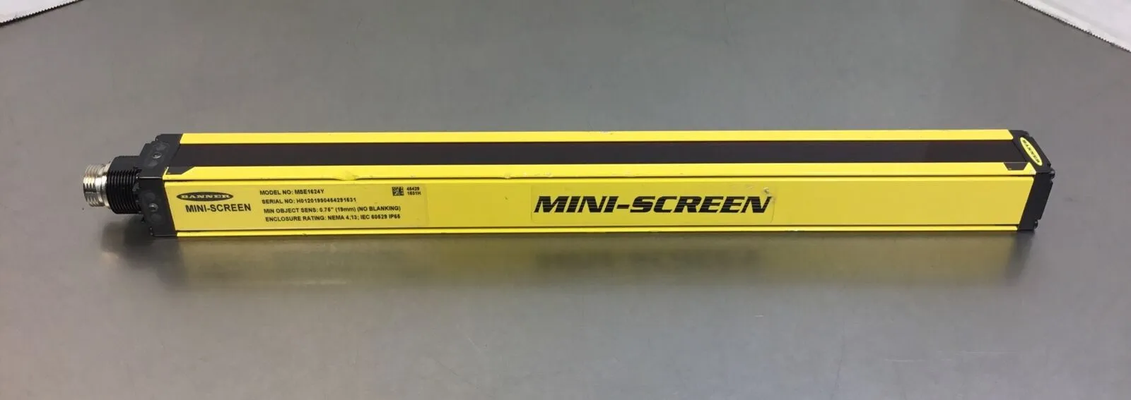 BANNER MSE1624Y MINI-SCREEN LIGHT CURTAIN 5B