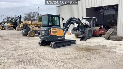 New | in-Stock 2023 HYUNDAI HX40A Crawler Excavators - Mini Florida US | National Equipment Dealers #1422338