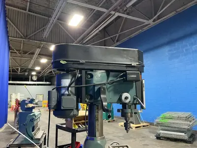 Used ENCO 1051230 Vertical Mills Ohio US | HGR 24 #1345338