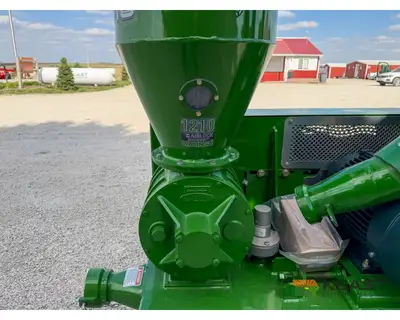 Used WALINGA _UNKNOWN_ Portable Litter Vacuum Iowa US | Keast Enterprises #1360537