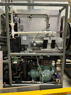Lyophilizer VIRTIS FREEZE DRYER Freeze Dryer / Lyophilizer Model: BM4000 LL-55 # 3426