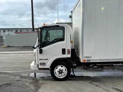 Used 2023 ISUZU NPR HD Box trucks Florida US | Truck and Van Outlet #1509234