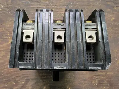 USED SQUARE D FAL36020