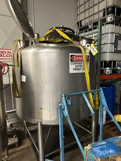 APV CREPACO 400 Gallon Mix Tank Sanitary CIP System #4303506