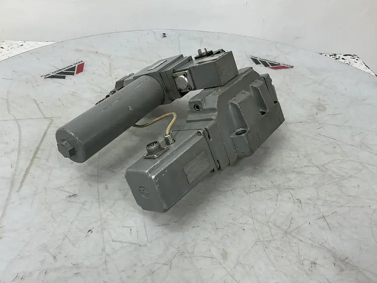 Used REXROTH 4 WRDE 25 -31/-372 Valves/Fittings Michigan US | Ideal Machinery #692623