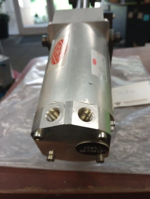 USED De-Sta-Co 858450