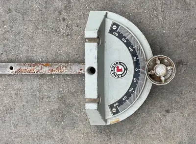 USED FITS DELTA / ROCKWELL TABLE SAW MITER GAUGE