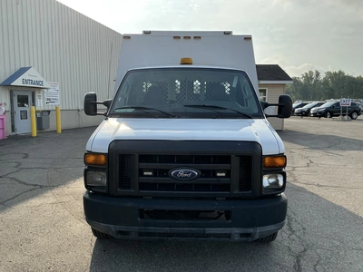 Used 2009 FORD CUTAWAY Cab Chassis trucks Michigan US | Miedema Asset Management Group #1341091