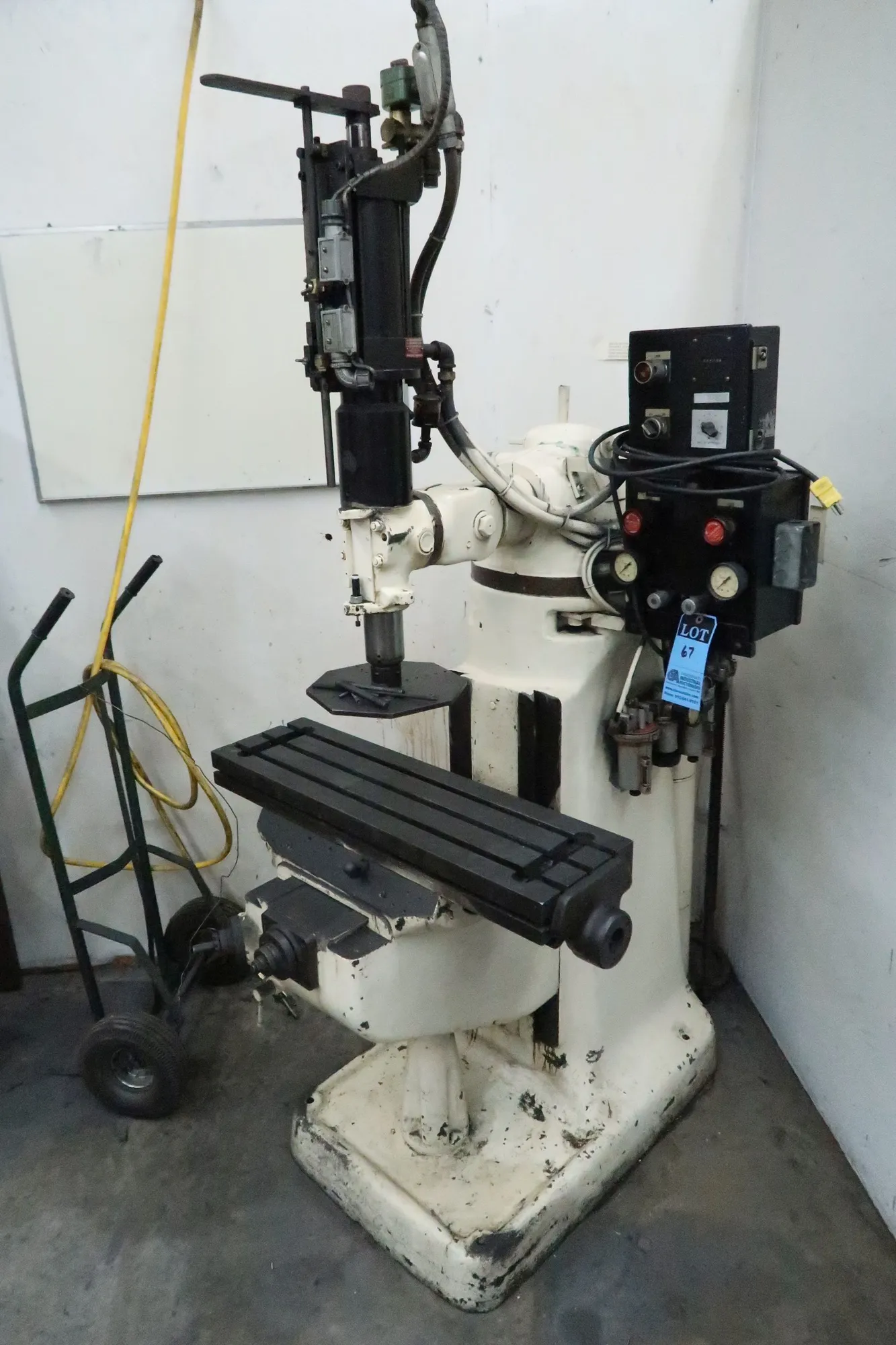 USED BRIDGEPORT/SCHRADER BELLOWS BRM