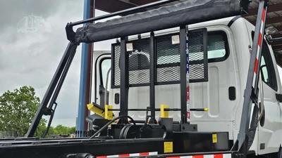 Used 2019 FREIGHTLINER 108SD Hooklifts & Roll-Offs Texas US | Roll Off Truck World #1491807