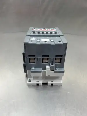 ABB A110-30 3Phase Contactor, 1000V, 180A w/CAL18-11. 4C-28