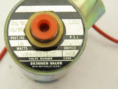 Honeywell Skinner V53ADB2100 Solenoid Valve 3 Way NC 120V 100PSI 1/16" Orifice