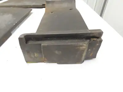 Yale Operator Center Rubber Foam Cover Set Off ESC030FAN36TE094 Forklift