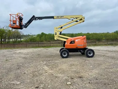 USED 2014 JLG 450AJ