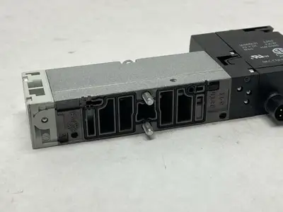 New | in-Stock Festo Pneumatic Solenoid Valve, 5/2 Monostable 539159 Solenoid Valves Michigan US | Maverick Industrial Sales #1391416