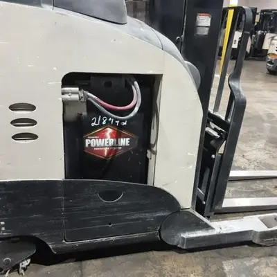 USED 2019 CROWN RR5725-45