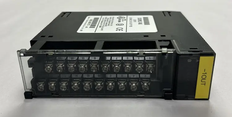 Used GE FANUC IC693MDL740G Industrial Controls | Surplus Asset Holdings #1221052