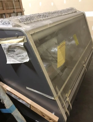 12-0040 Hussmann SMBT6M 6’ Remote Full-Service Deli Cooler Case