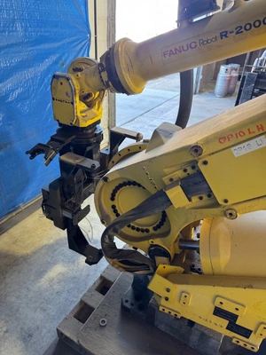 FANUC R-2000IB/165F 6 Axis Robots | K.B. Industries LLC (6)