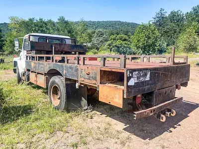 Used 1988 INTERNATIONAL NAVISTAR 1754 FLATBED WATER TRUCK Tanker trucks California US | East West Machinery & Drilling #1417719