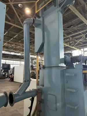 5 CUBIC FOOT TD326 RUBBER BELT TUMBLE BLAST SYSTEM W/ ELEVATOR RECLAIM SYSTEM & DUST COLLECTOR. STOCK # 0670425.
