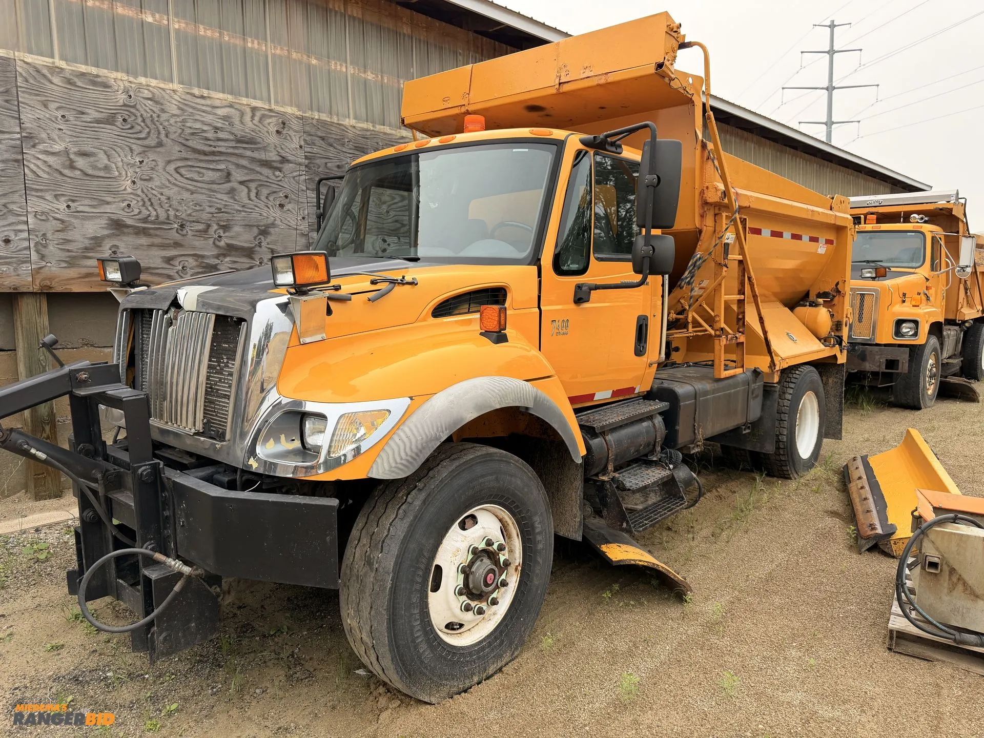 Used 2006 INTERNATIONAL 7400 6X4 Dump trucks Michigan US | Miedema Asset Management Group #1456832