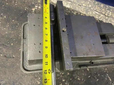 12” 12” Vise