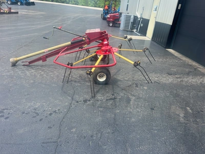 TONUTTI GT-310 Tedder | County Equipment Company LLC (2)