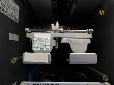 Fuji Electric DRTSA1PB Time Limiting Relay 1-10s Type DQBA2 DRHHB1CA Used