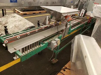 Lakewood Clamshell Filler