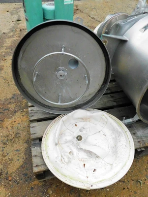 USED VAC-U-MAX RECEIVER 12 DIAMETER