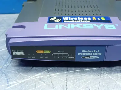 USED CISCO SYSTEMS WRT55AG