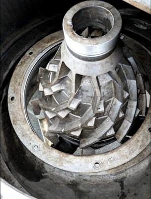 Heinkel GTL 3 directed flow screening centrifuge, SS.