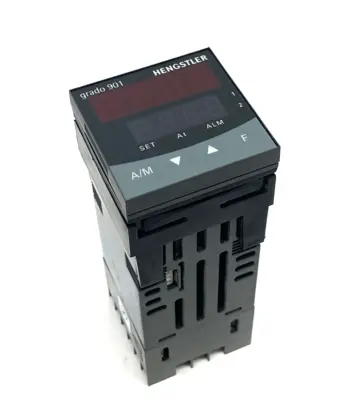 Used Hengstler grado 901 Digital Temperature Controller 1/16 DIN PLC Temperature Modules Michigan US | Maverick Industrial Sales #1395009