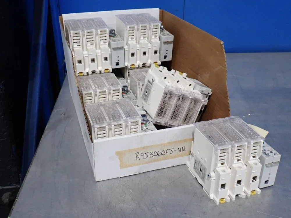 Used EATON R9J3060FJ Relays & Switches | HGR 24 #739153
