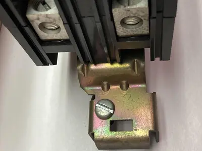 New | in-Stock SQUARE D FA 22100-AC Circuit Breakers | Surplus Asset Holdings #1189501