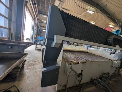 USED 2019 FLOW MACH 300