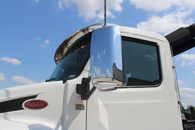 New | in-Stock 2027 PETERBILT 548 Rolloff Trucks Texas US | Roll Off Truck World #1492013