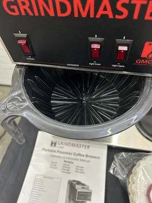 Grindmaster CPO-3RP-15A 1.2 Gallon 3 Warmers Portable Pourover Coffee Brewer NEW in BOX