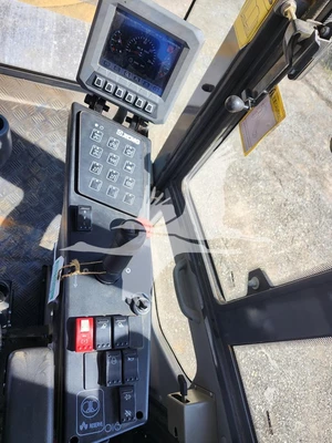USED 2021 XCMG CV83PDU