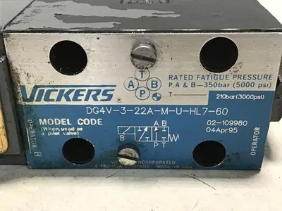USED VICKERS DG4V-3-22A-M-U-HL7-60