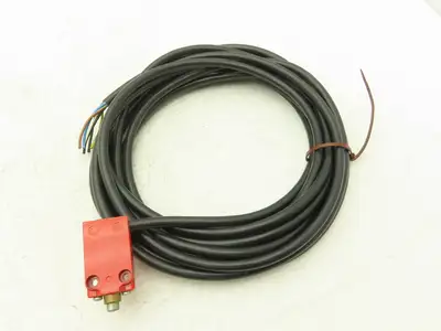 Crouzet A300-Q150 Limit Switch with Cable Assembly 2.5KV 500V 83-8700